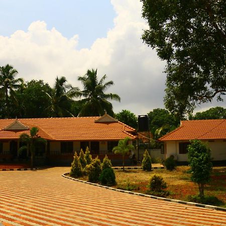Baywatch Beach Resort Alappuzha ภายนอก รูปภาพ