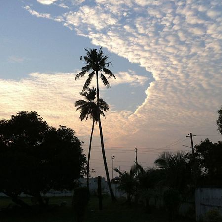 Baywatch Beach Resort Alappuzha ภายนอก รูปภาพ