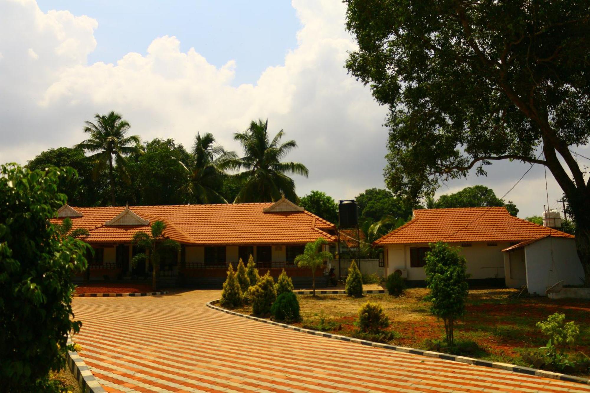 Baywatch Beach Resort Alappuzha ภายนอก รูปภาพ