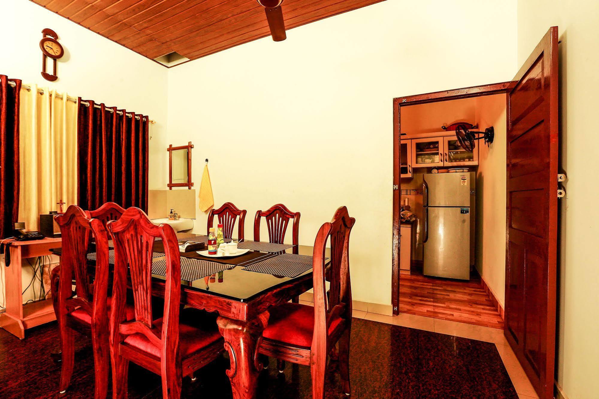 Baywatch Beach Resort Alappuzha ภายนอก รูปภาพ