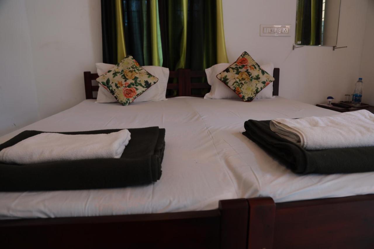 Baywatch Beach Resort Alappuzha ภายนอก รูปภาพ