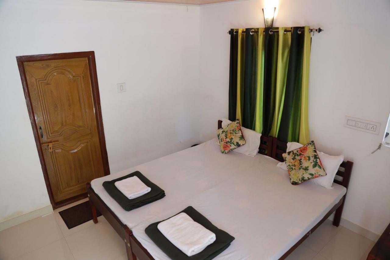 Baywatch Beach Resort Alappuzha ภายนอก รูปภาพ